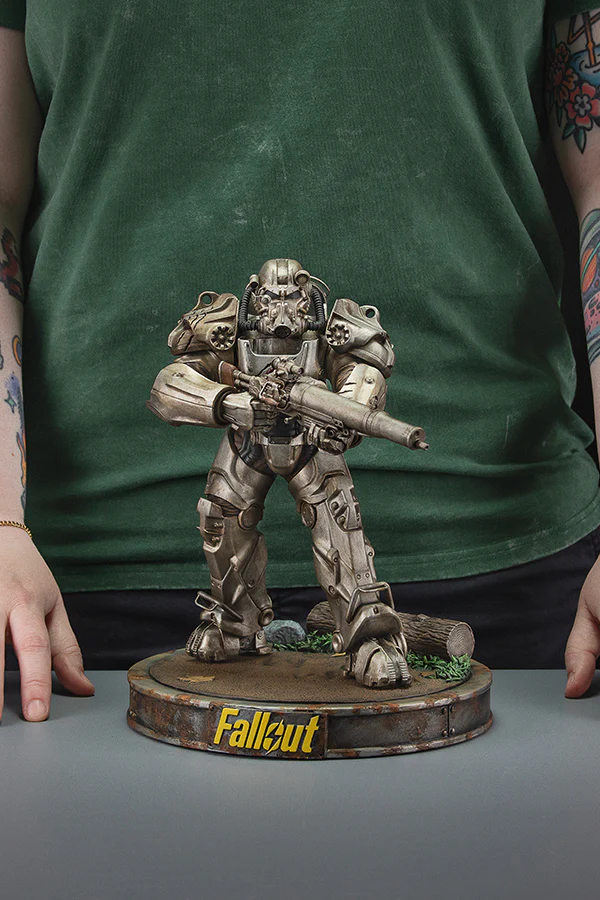 Fallout Series Maximus Figure by Dark Horse - Image 9