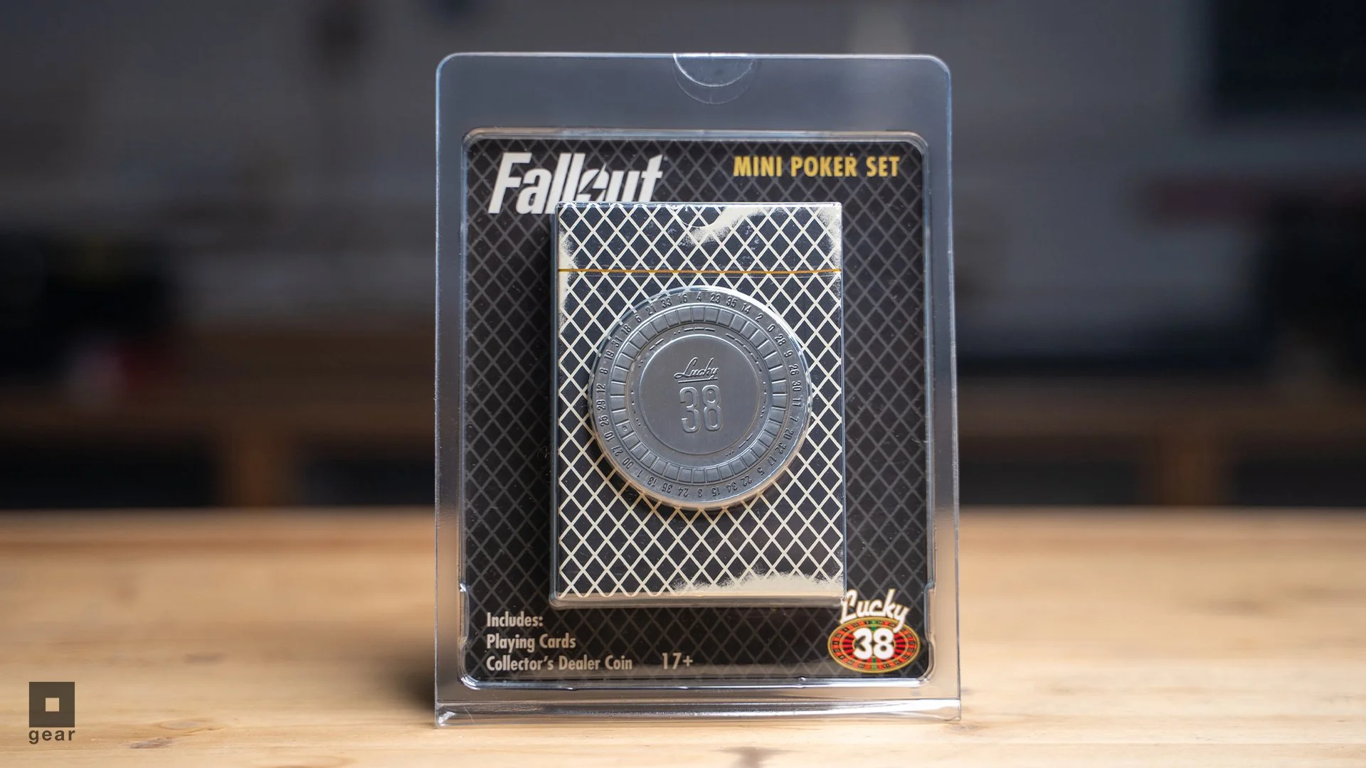 Fallout™ New Vegas Lucky 38 Poker Starter Set - Image 4