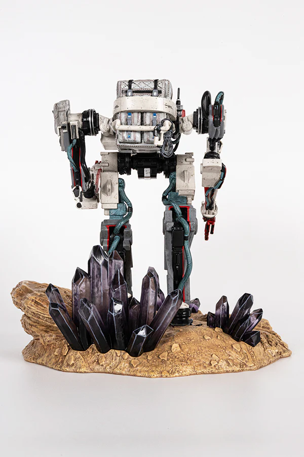 Starfield Vasco Crystal Variant Statue - Image 6